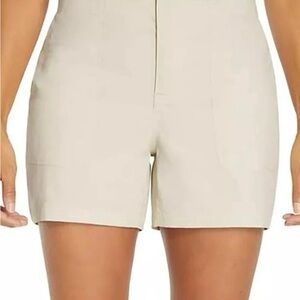Women's Eddie Bauer Cream Hiker Shorts